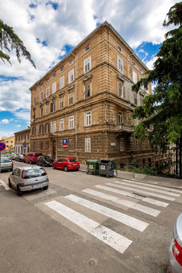 Quiet Center Apartments Rijeka Buitenkant foto