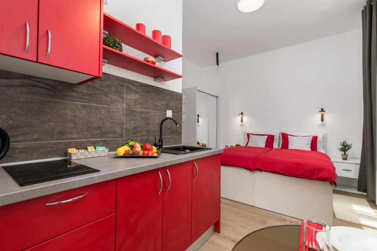 Quiet Center Apartments Rijeka Buitenkant foto