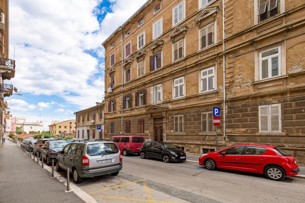 Quiet Center Apartments Rijeka Buitenkant foto