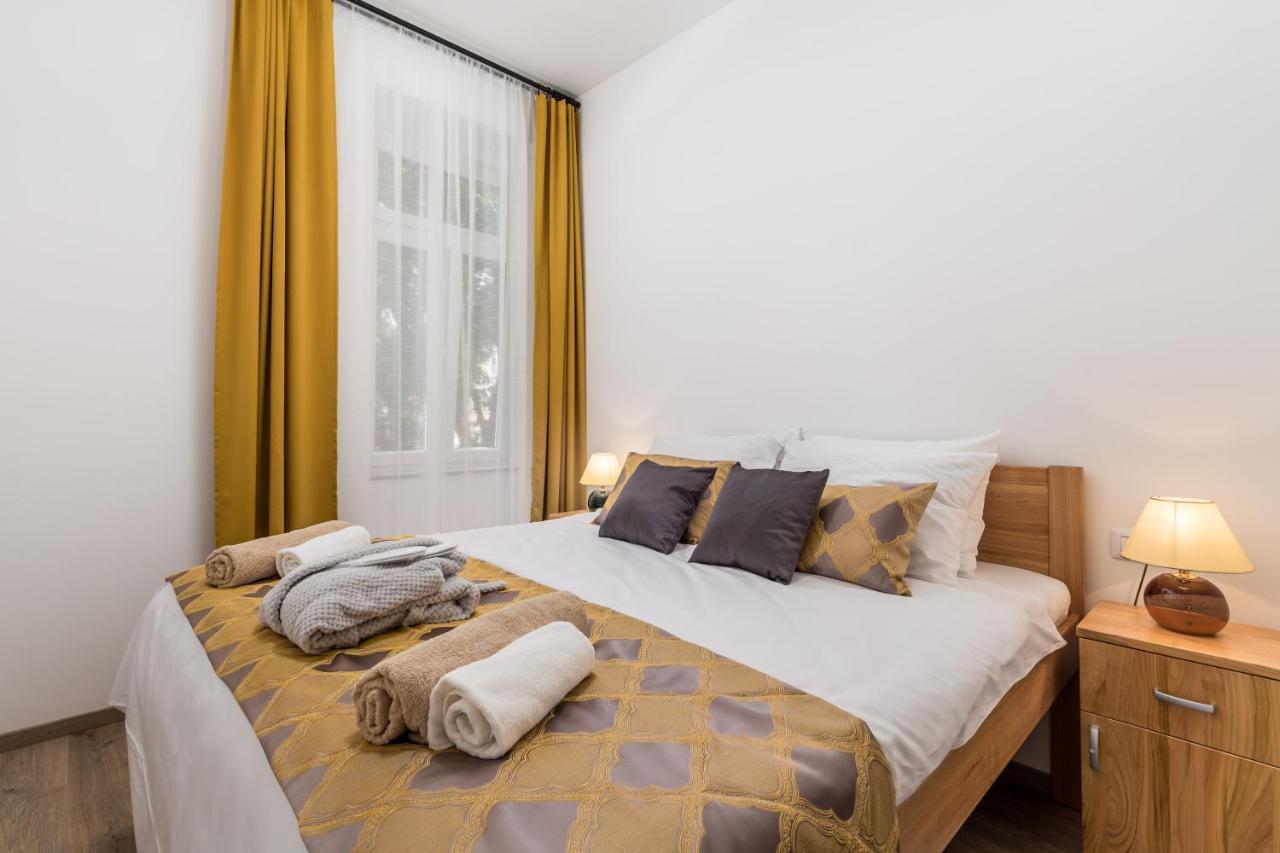 Quiet Center Apartments Rijeka Buitenkant foto