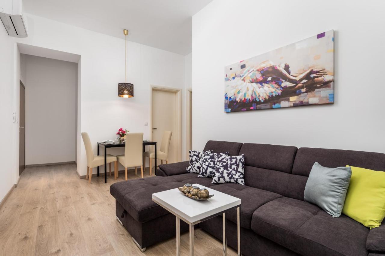 Quiet Center Apartments Rijeka Buitenkant foto