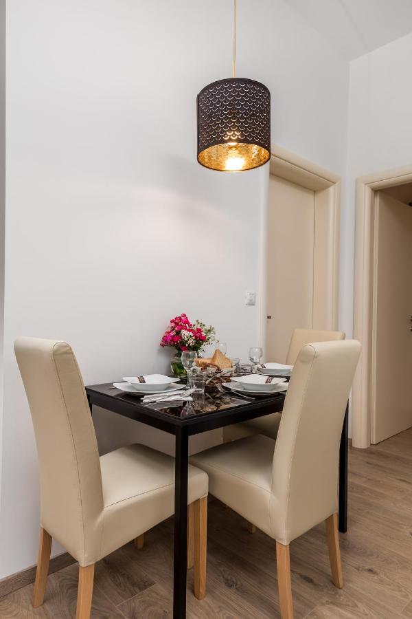 Quiet Center Apartments Rijeka Buitenkant foto