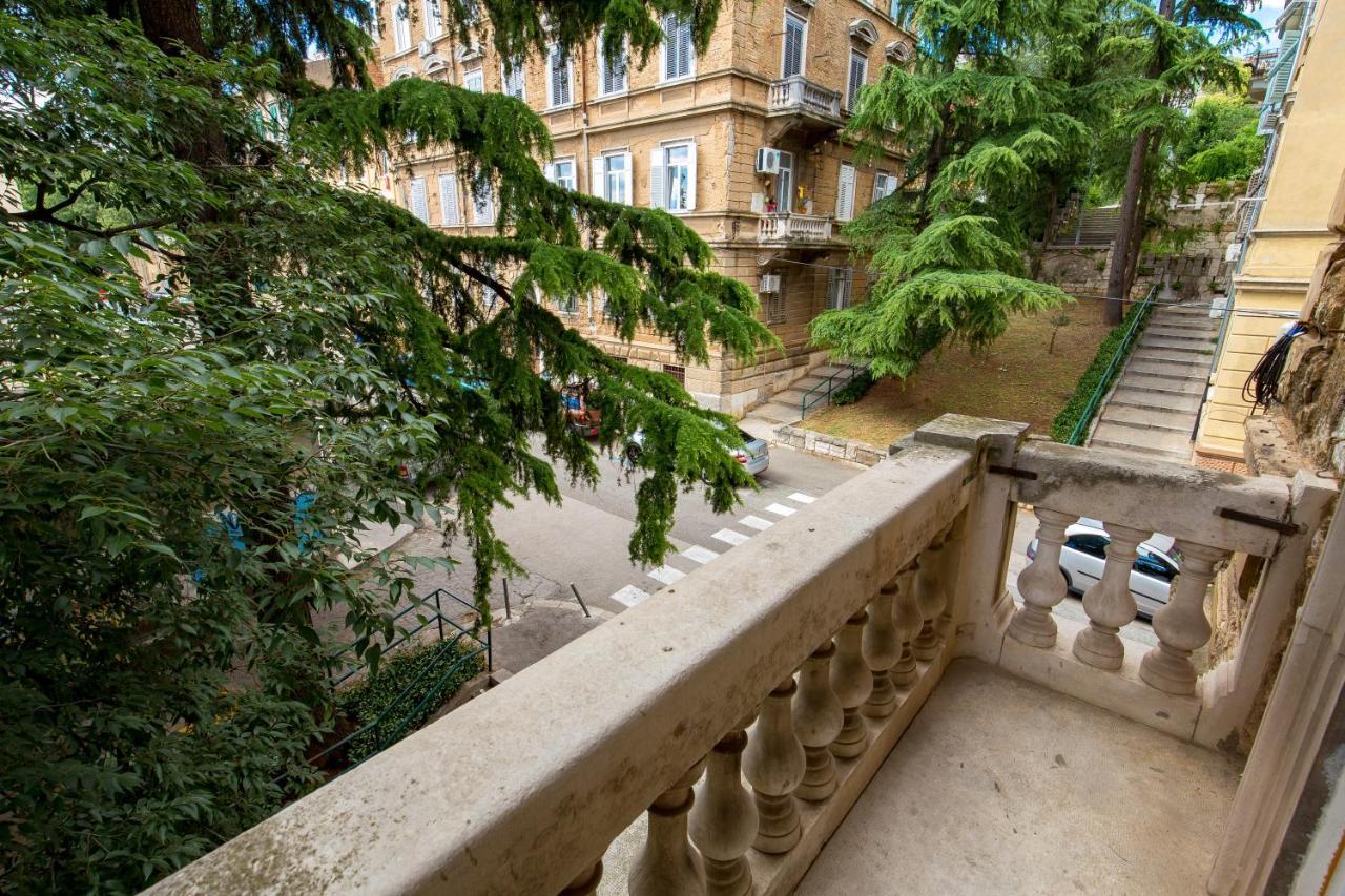 Quiet Center Apartments Rijeka Buitenkant foto